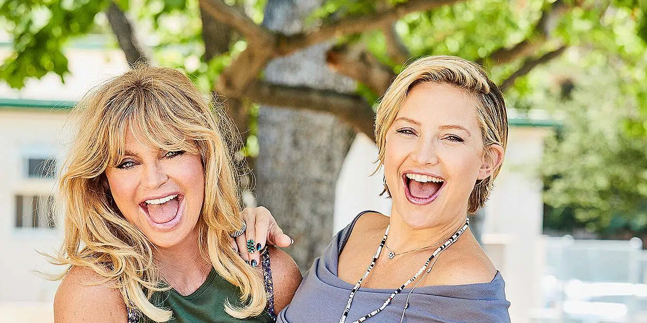 Kate hudson with mom goldie hawn