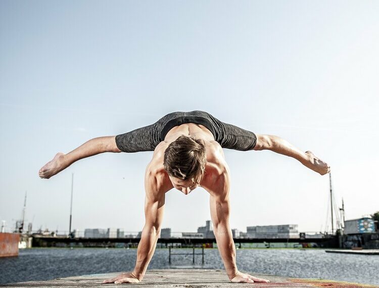 manhandstand