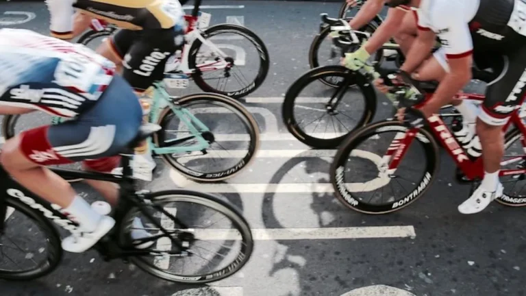 group of cyclists 1