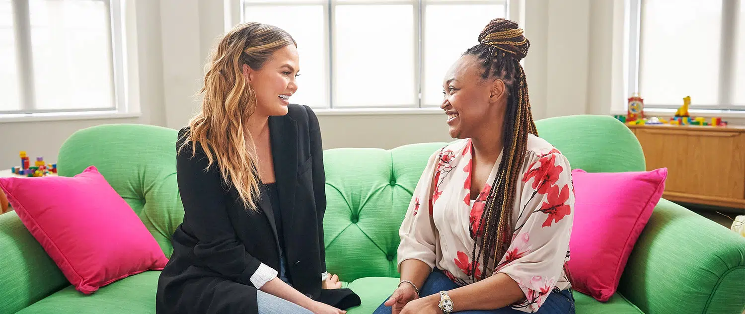 Chrissy teigen leads social mums campaign
