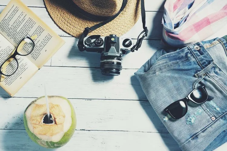 holiday kit to take away with you