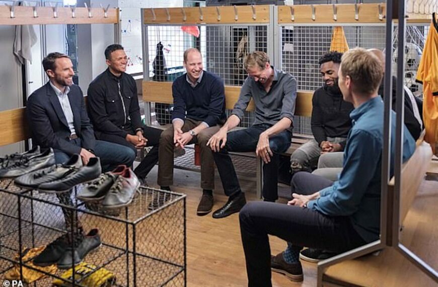 prince william with footballers