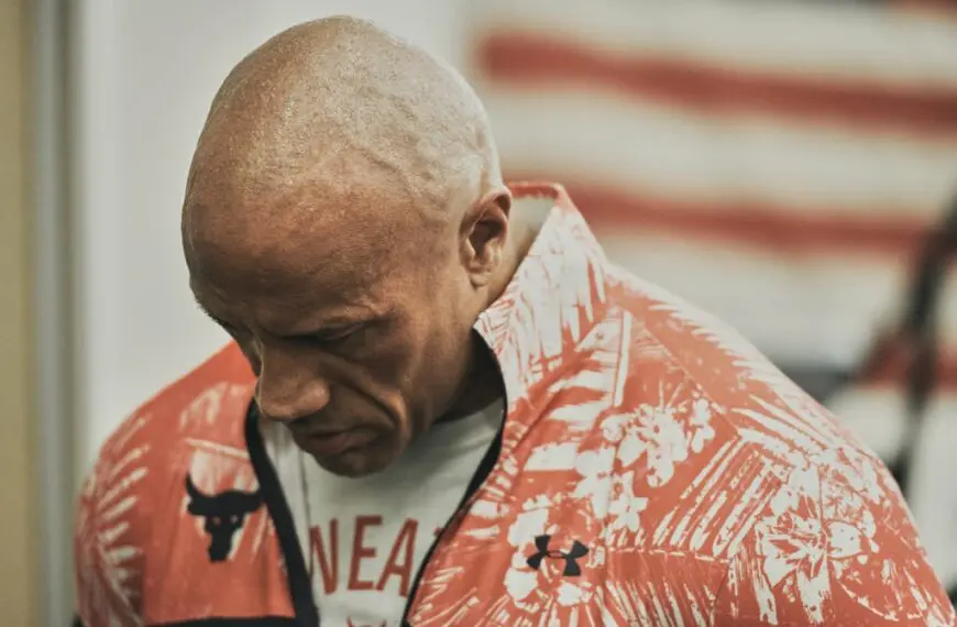 dwayne johnson resillience ua