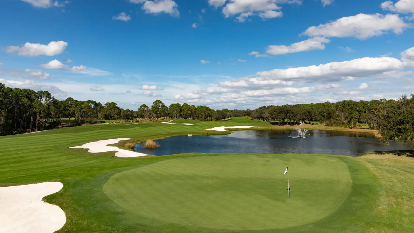 Four seasons golf and sports club orlando provides the ultimate escape