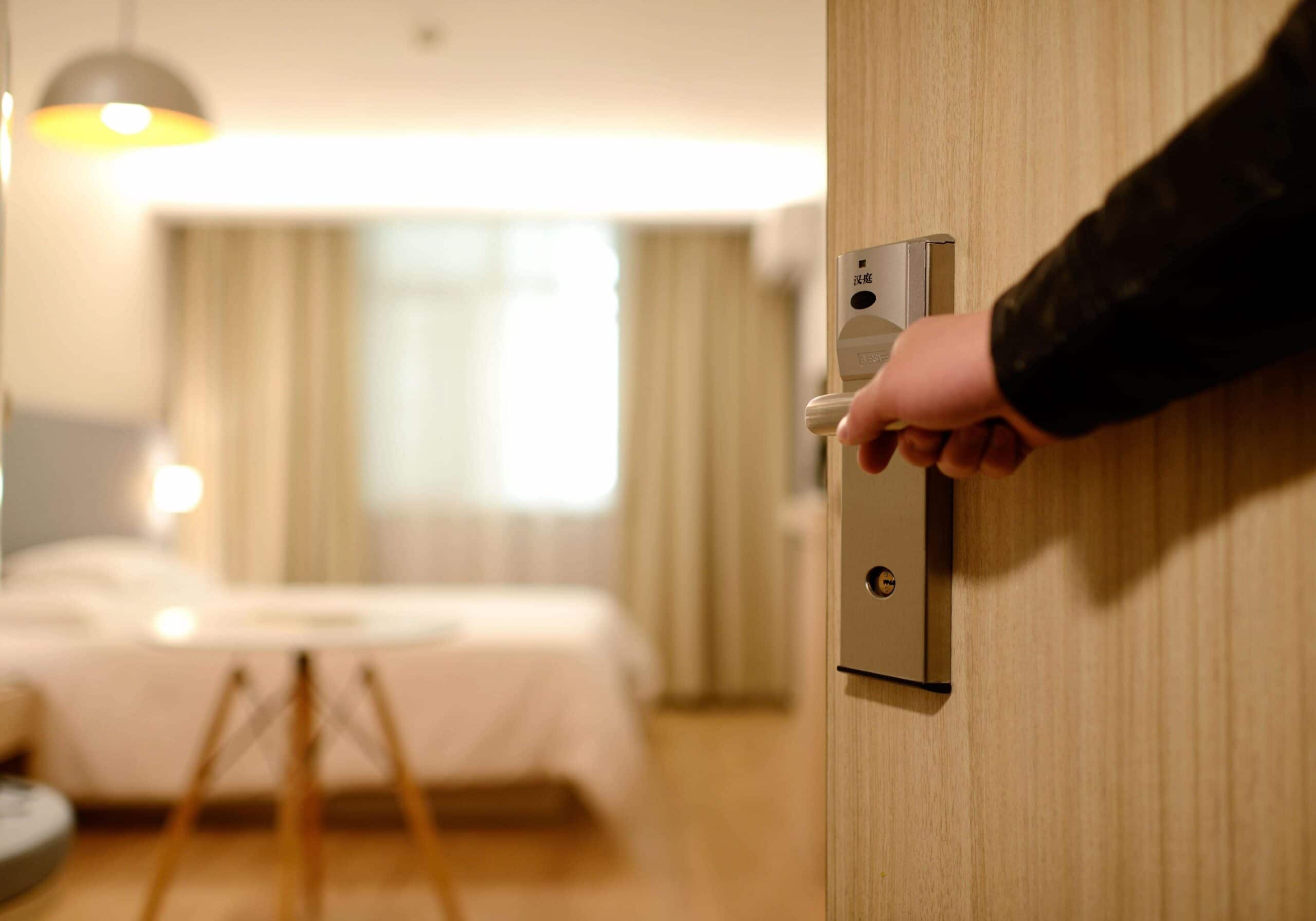 Hotel rooms hygiene scaled