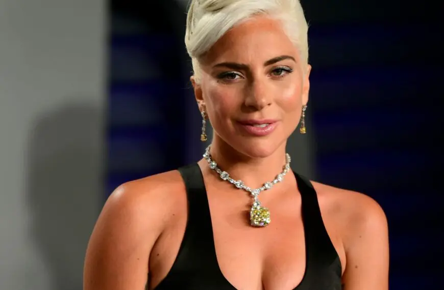 Lady Gaga Loves Ice Baths – But What Do They Actually Do To Your Body?