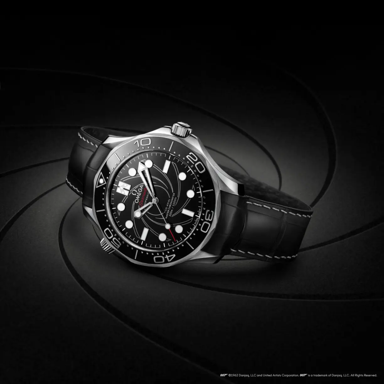 Omega goes platinum-gold for new james bond watch