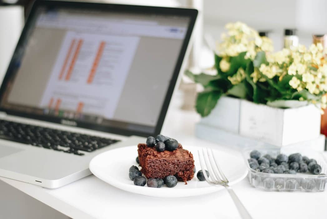 How healthy is your desk diet?