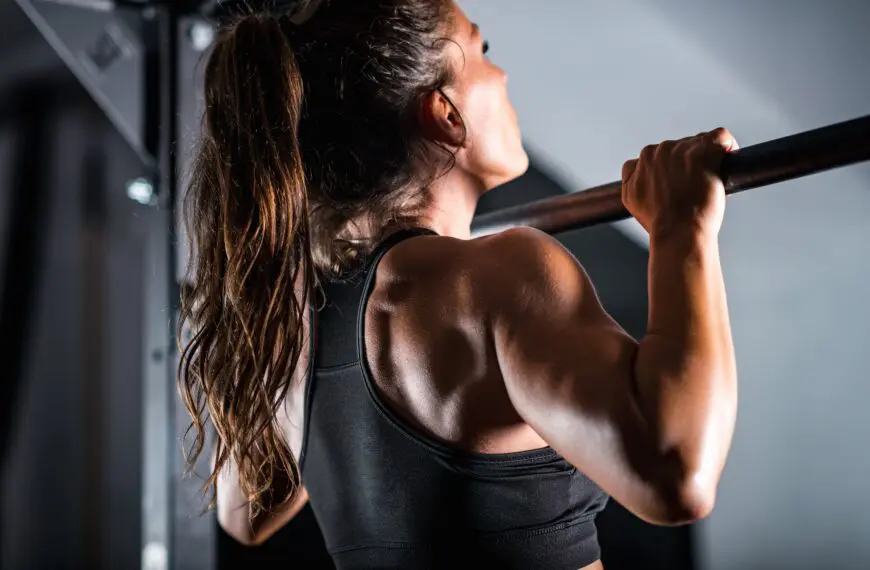How Women Can Build Up To Doing Pull Ups scaled