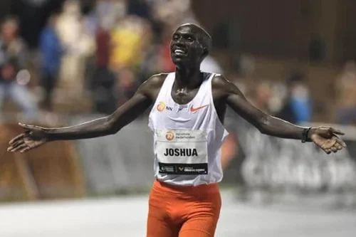 Joshua Cheptegei smashed world record in valencia