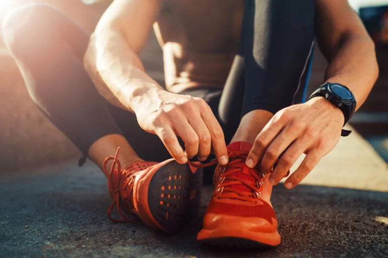 runner lacing shoes scaled