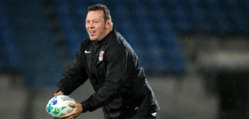 rugby player throwing ball scaled e1668688761976