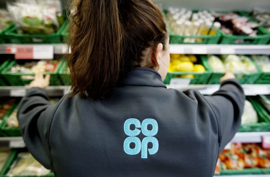 Coop store worker