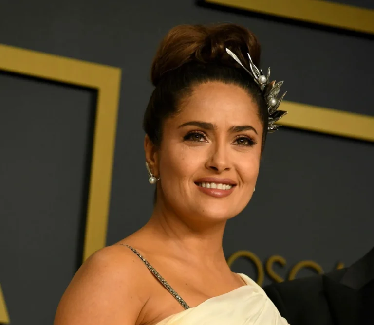 salma hayek scaled e1623824372884