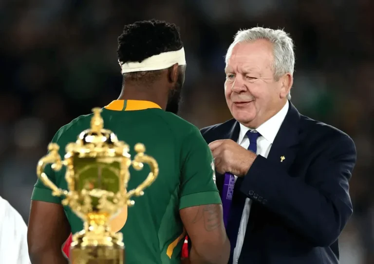 sir bill beaumont