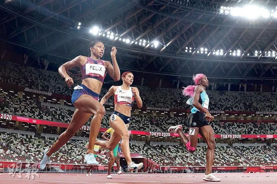 Athletes race at tokyo 2020 olympics