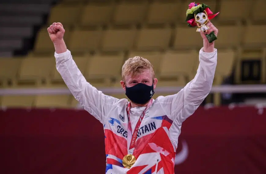 Paralympic Champ Chris Skelley scaled
