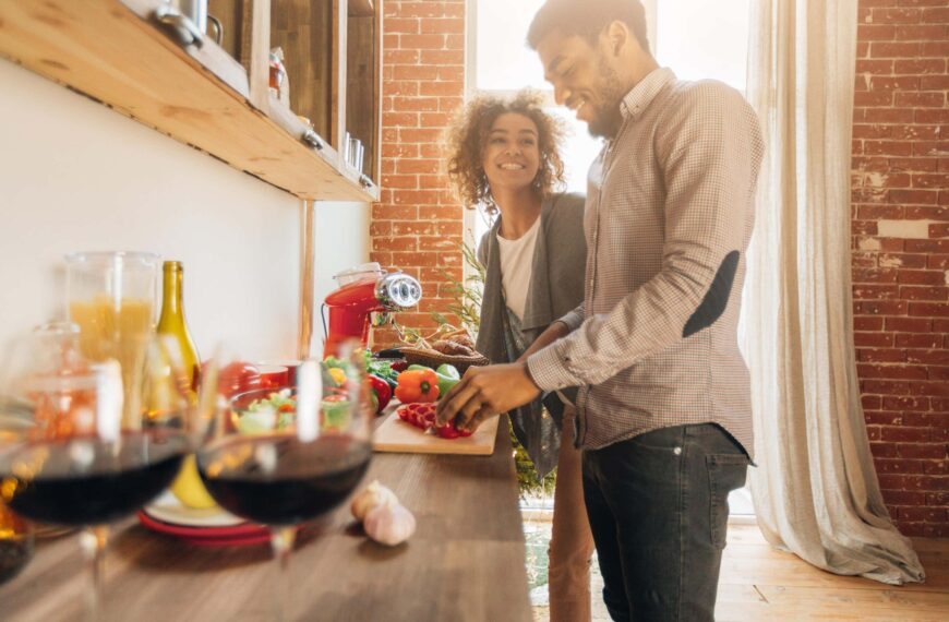 couple cook in kitchen scaled