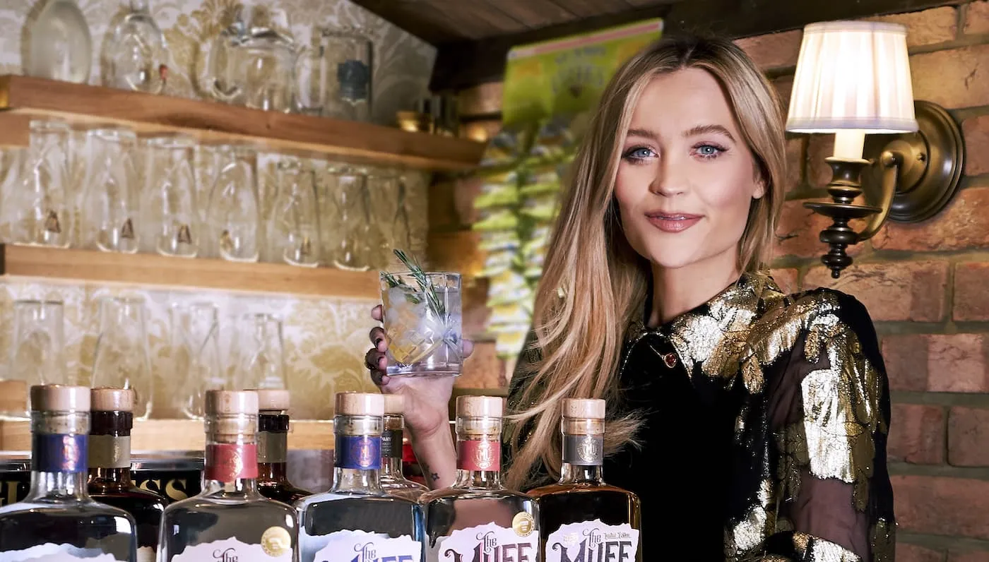 Laura Whitmore with Muff