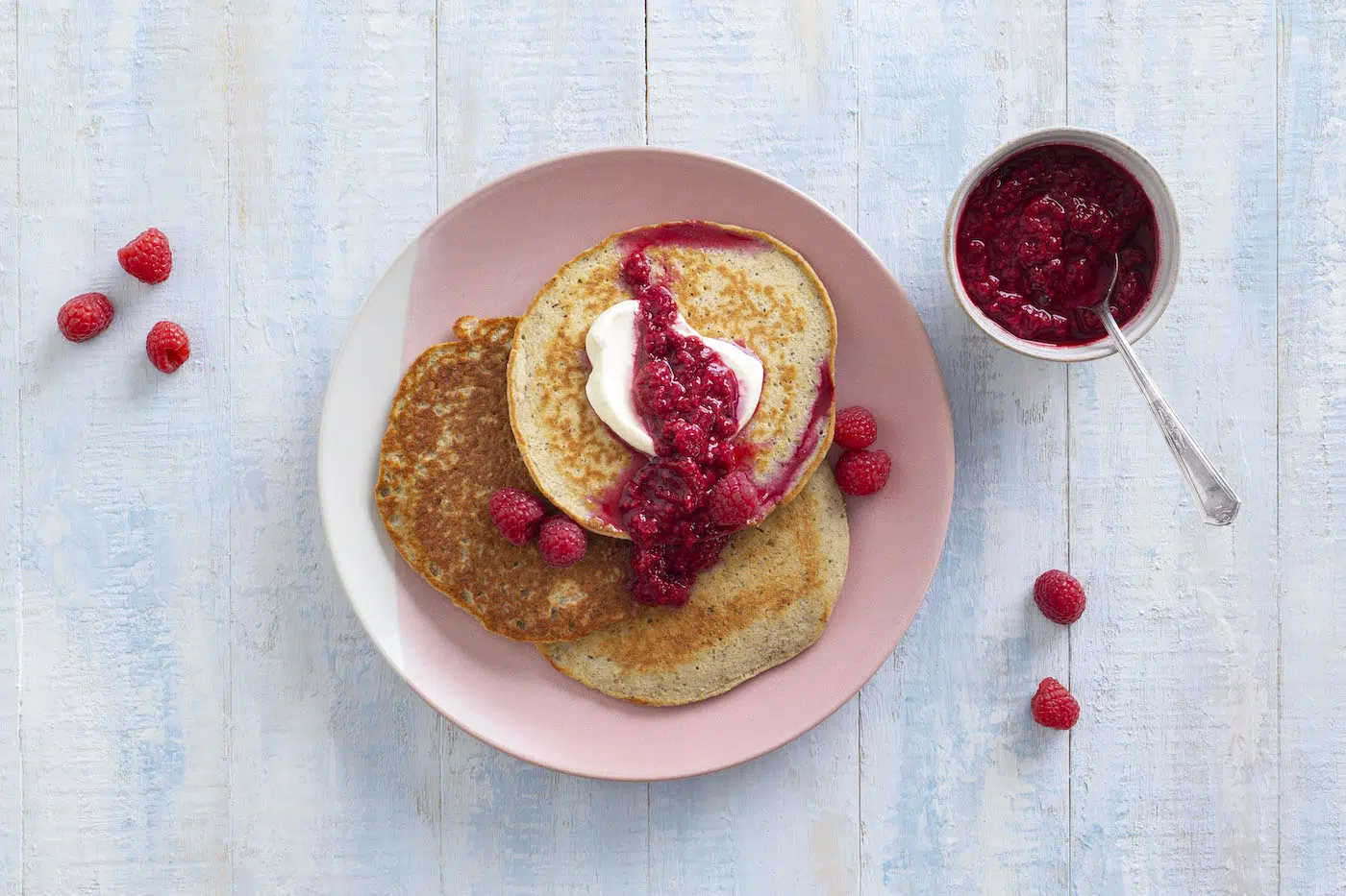 Pancakes with rasperries