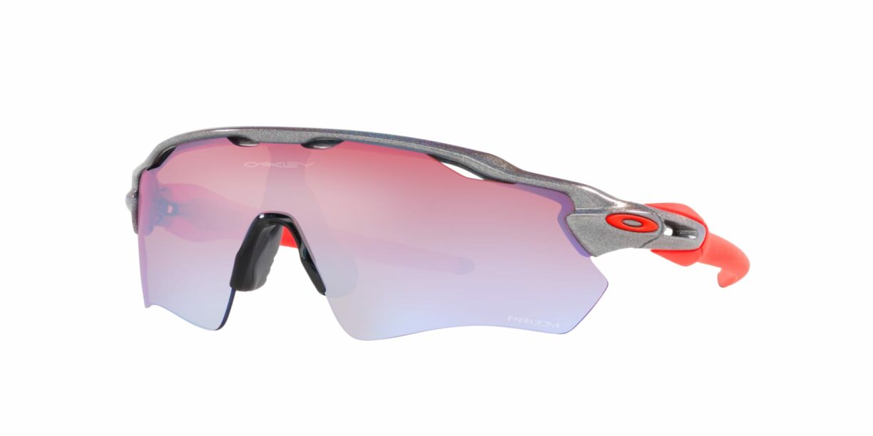 Oakley 0OO9208D7