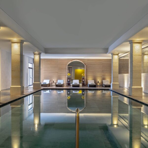 Spa pool scaled