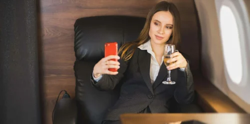 inventing anna 1 scaled e1644753730868