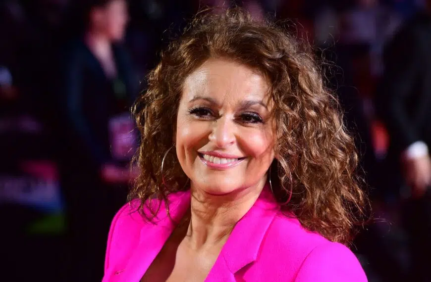 nadia sawalha scaled