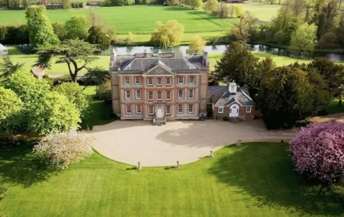 Ardington House 5 credit VRBO via Holidu