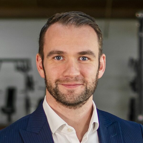 Total fitness appoints tom rayner as new corporate development director