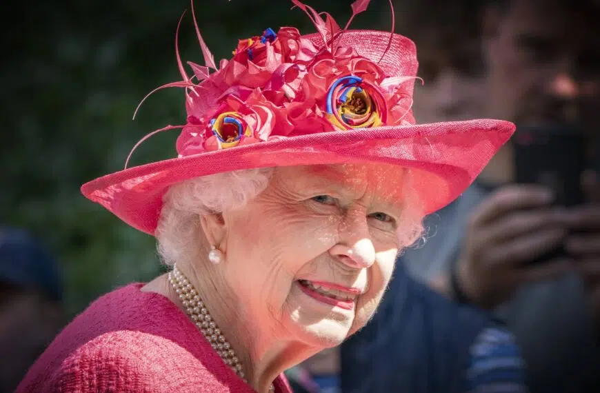 The Queen’s Health Secrets To A Long Life