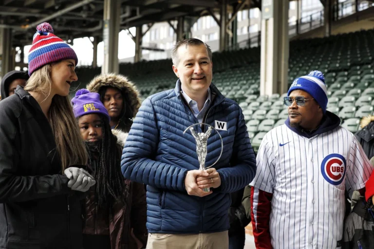 Laureus Academy Member Missy Franklin Tom Ricketts and LaVonte at Lost Boyz Inc. Sport for Good Award Presentation.