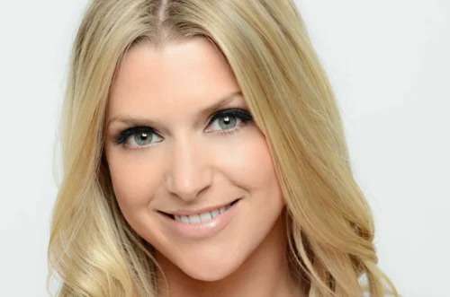 Anna Williamson scaled e1651678545293