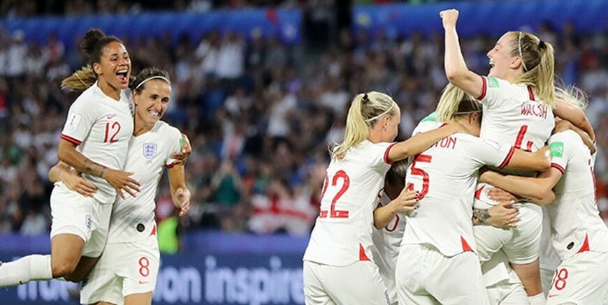 england womens footballers celebrate e1667918146593