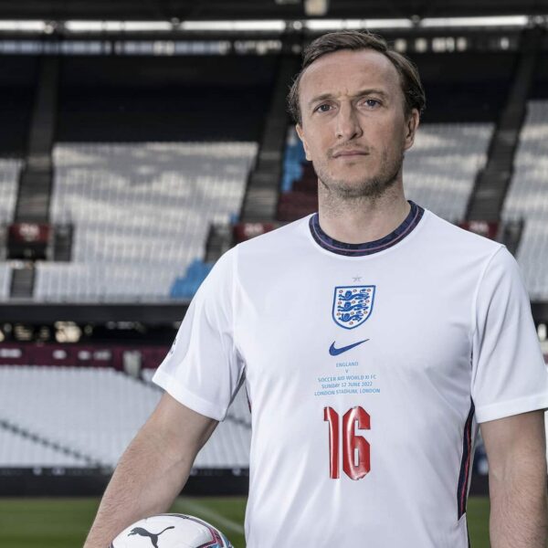 mark noble in england kit 3 e1652305340396