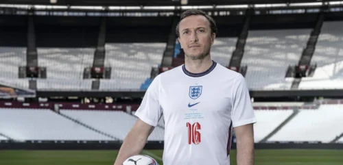 mark noble in england kit 3 e1652305340396