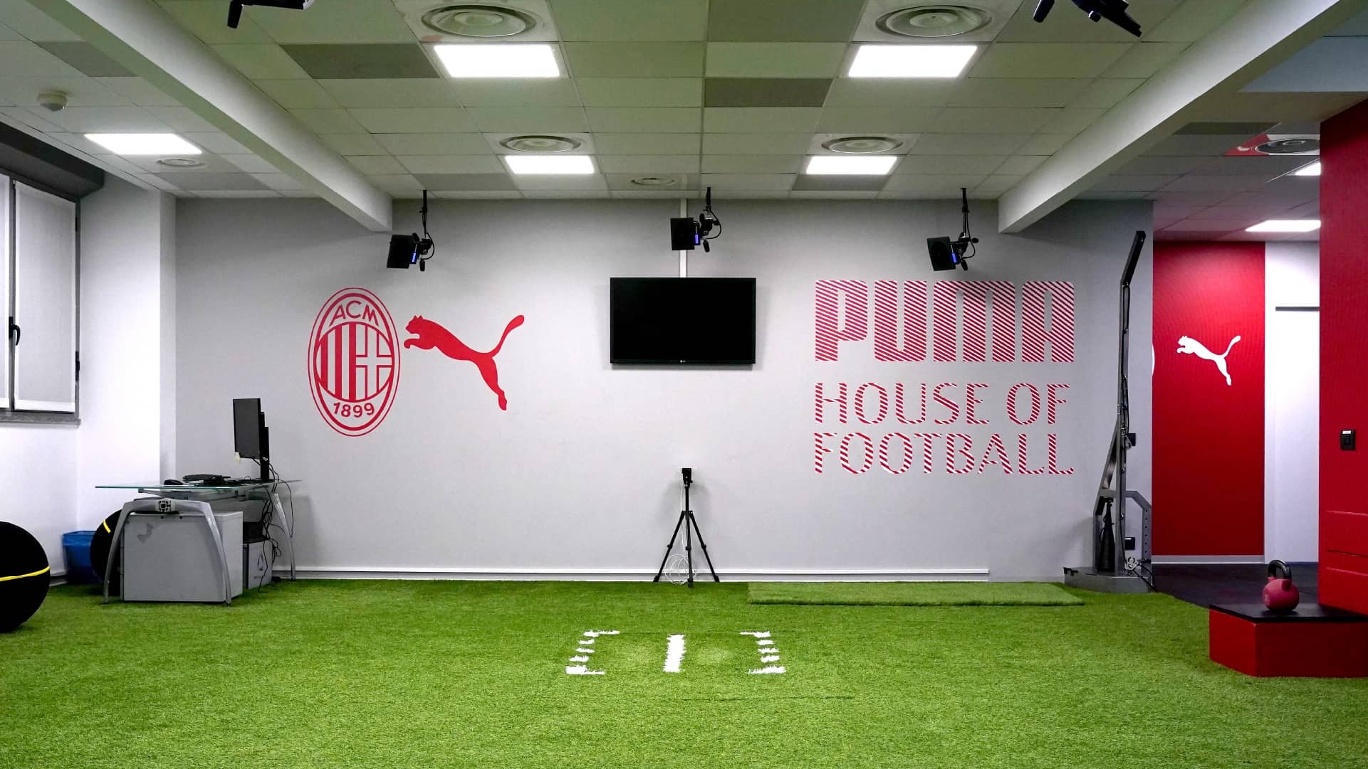 PUMA x AC Milan PUMA House of Football