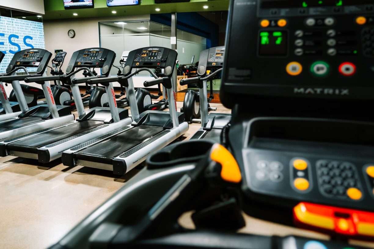 Running machines in gym