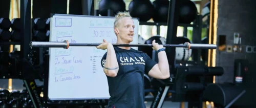 chalk training weight lifter