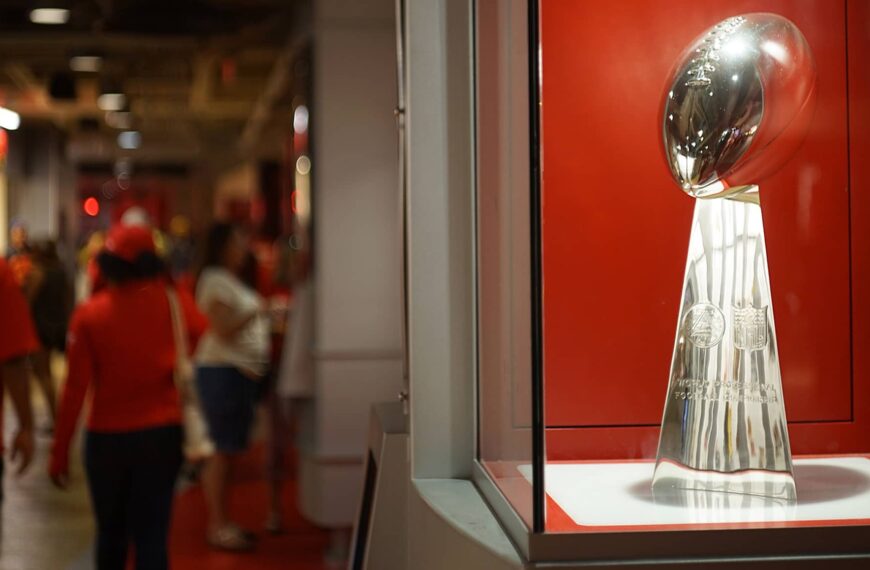 Super bowl traditions every new fan should know