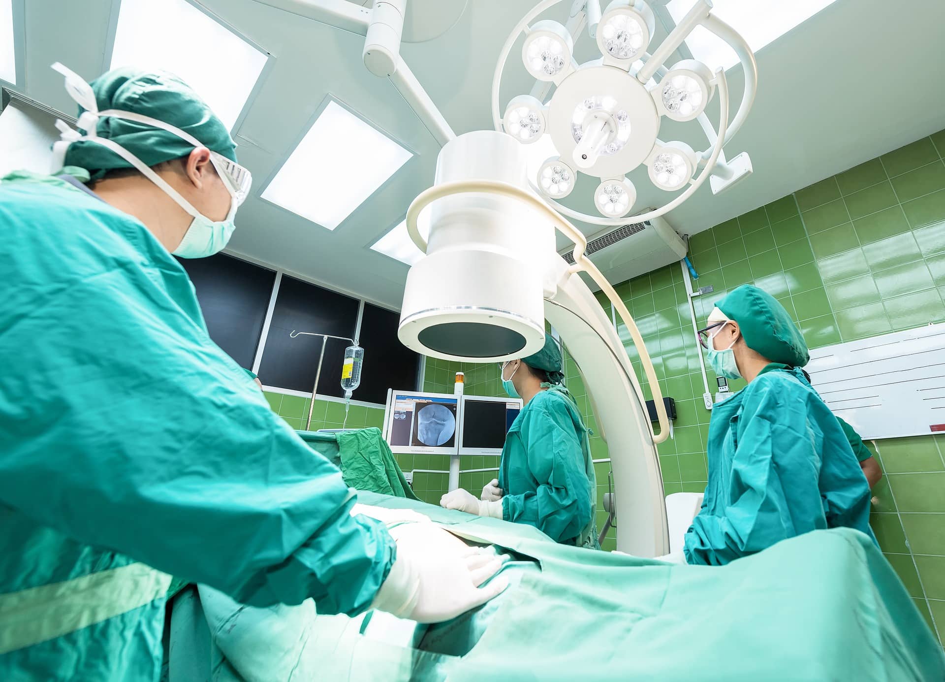 Surgeons prepare in operation theatre