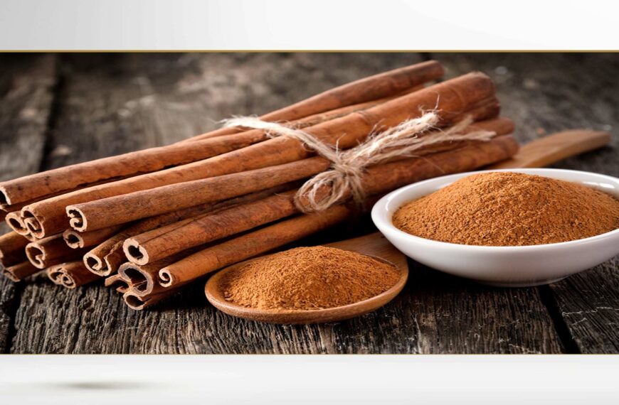 Cinnamon powder on table wooden