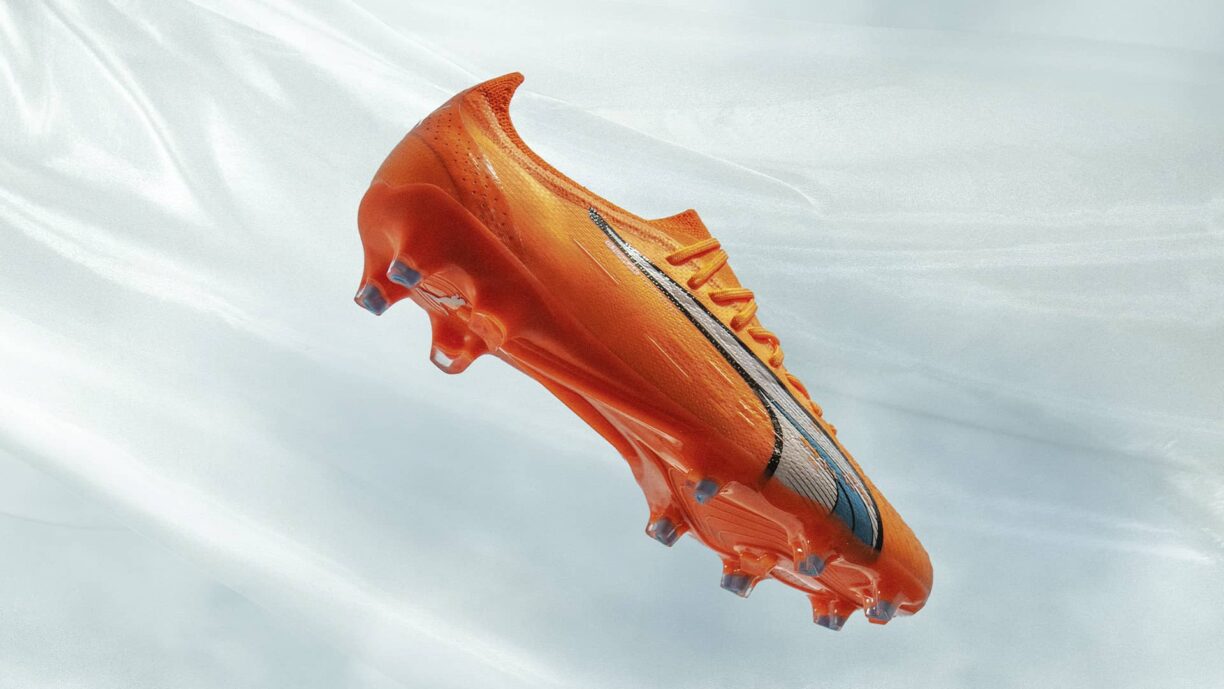 PUMA ULTRA Supercharge edition football boot