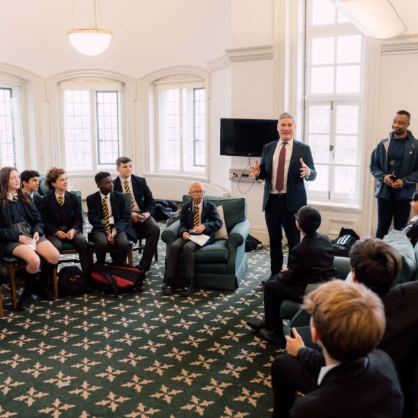 Schoolchildren PMQs with keir starmer