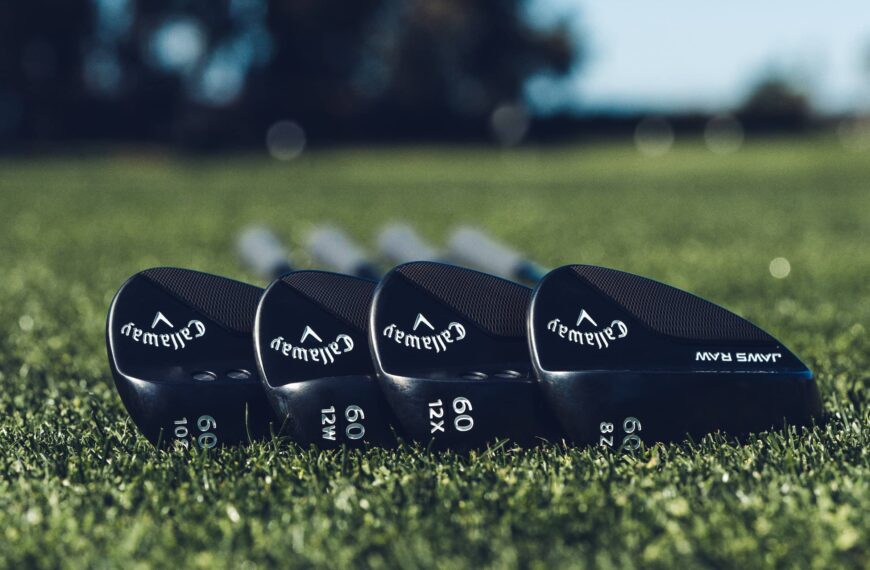 Callaway Jaws Raw – Raw Black Plasma Gives Pure Spin In Its Rawest Form