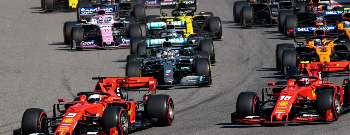 Race Start at Formula 1 Grand Prix of Russia 2019