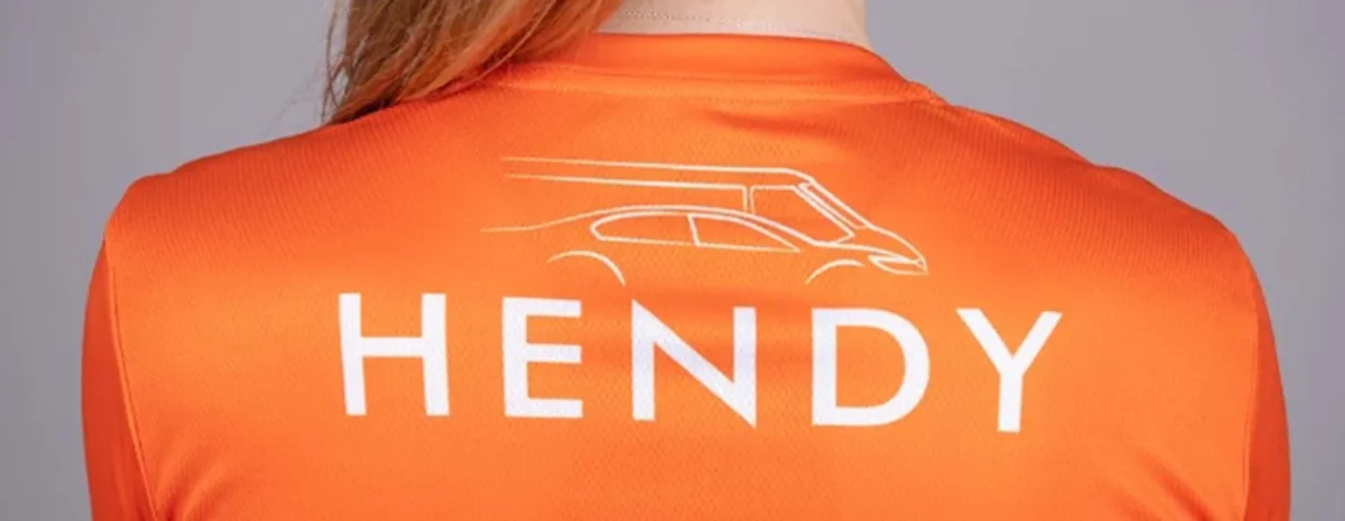 hendy sponsorship on t-shirt