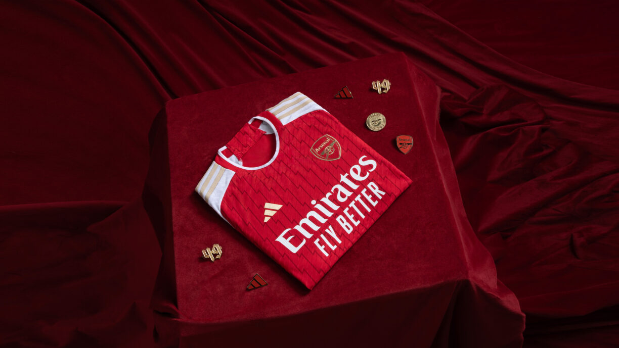 Arsenal 2023:2024 home jersey
