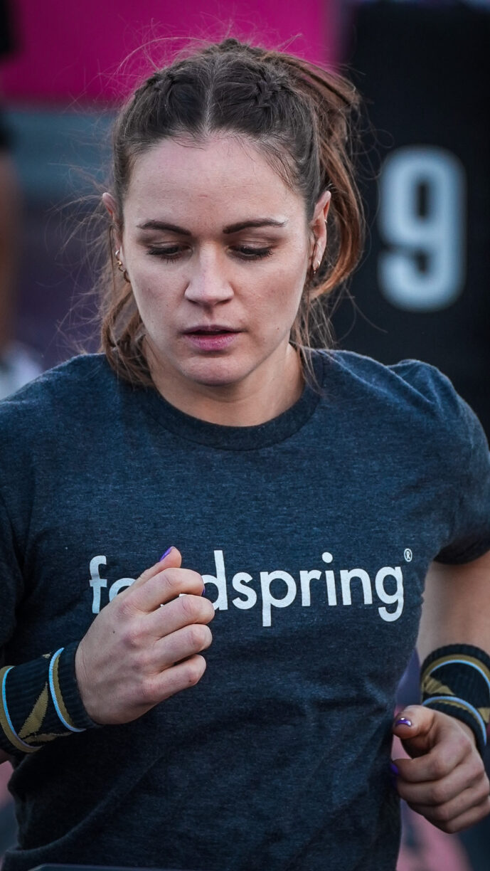 Athlete wearing foodspring shirt