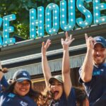 poke house employees
